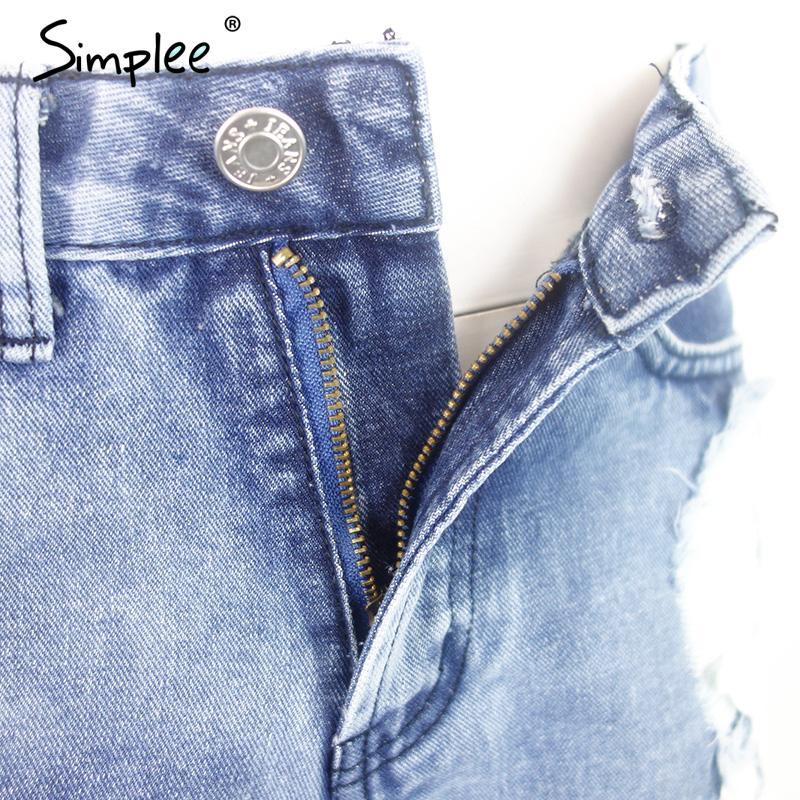 Vintage ripped denim short