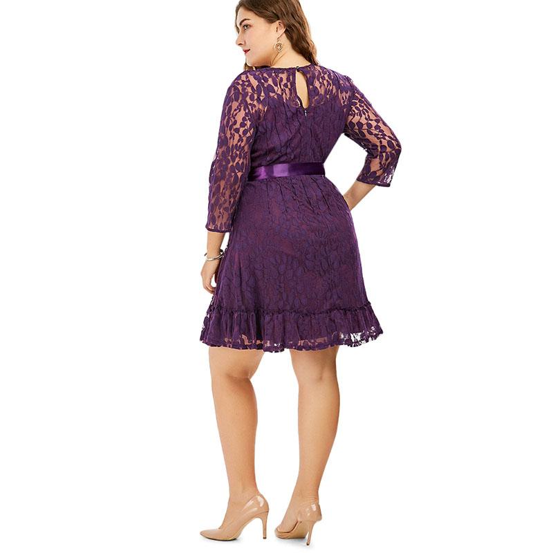 Plus Size Vintage Lace Dress With Belt