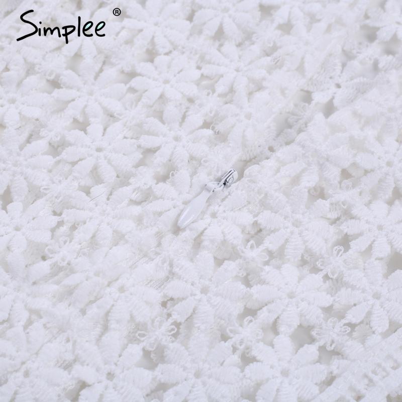 White floral ruffle lace top
