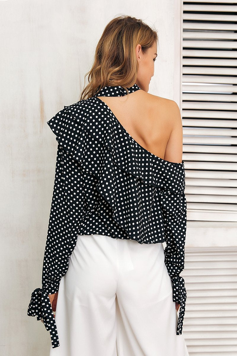 One shoulder polka dot  ruffle lantern sleeve