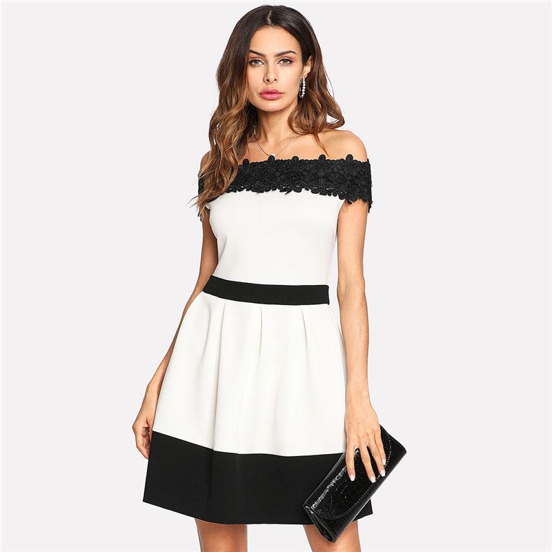 Daisy Lace Applique Two Tone Mini Dress