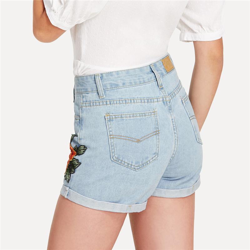 Rose Detail Mid Rise Shorts